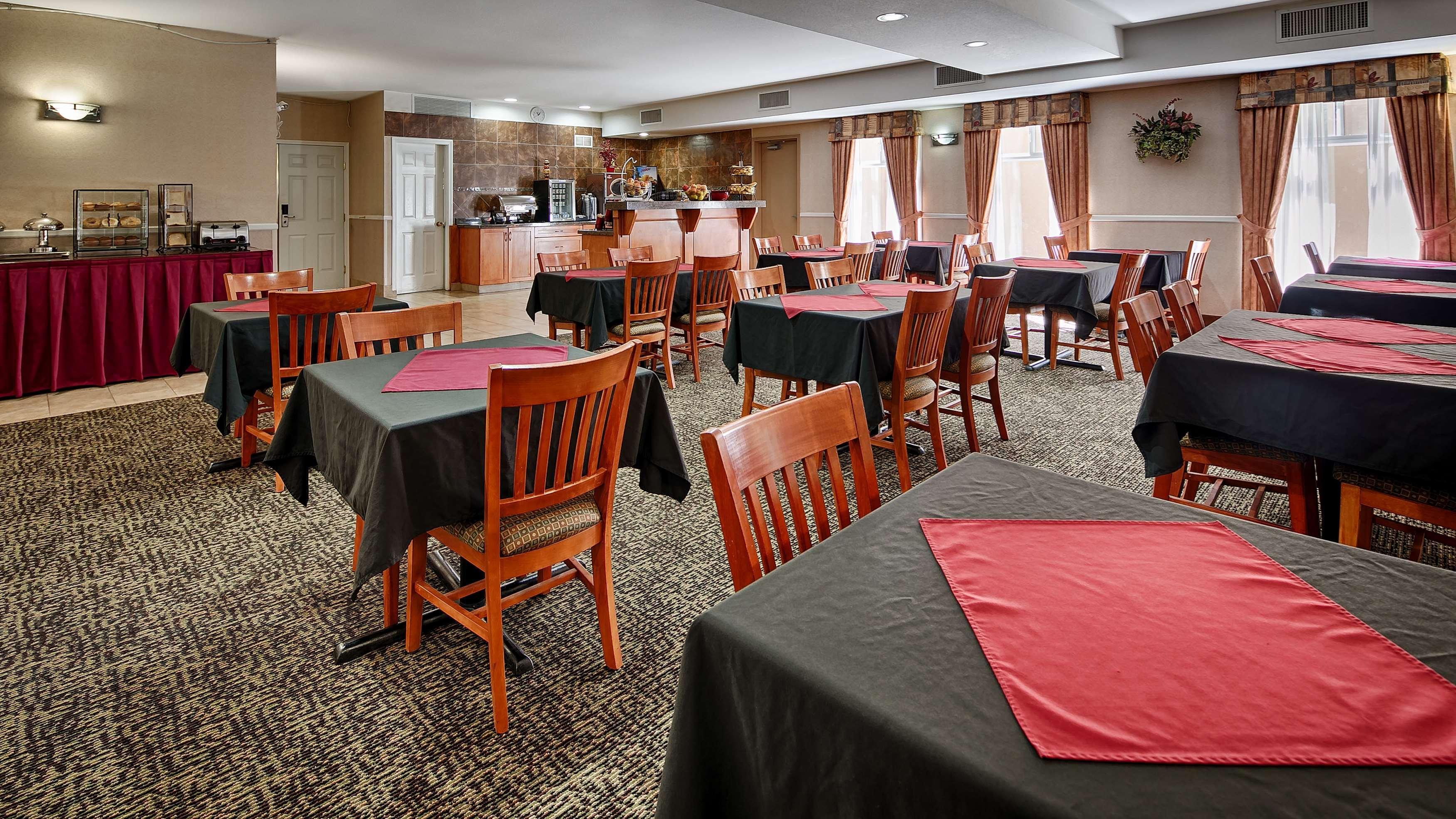 Best Western Plus Osoyoos Hotel & Suites Exterior foto