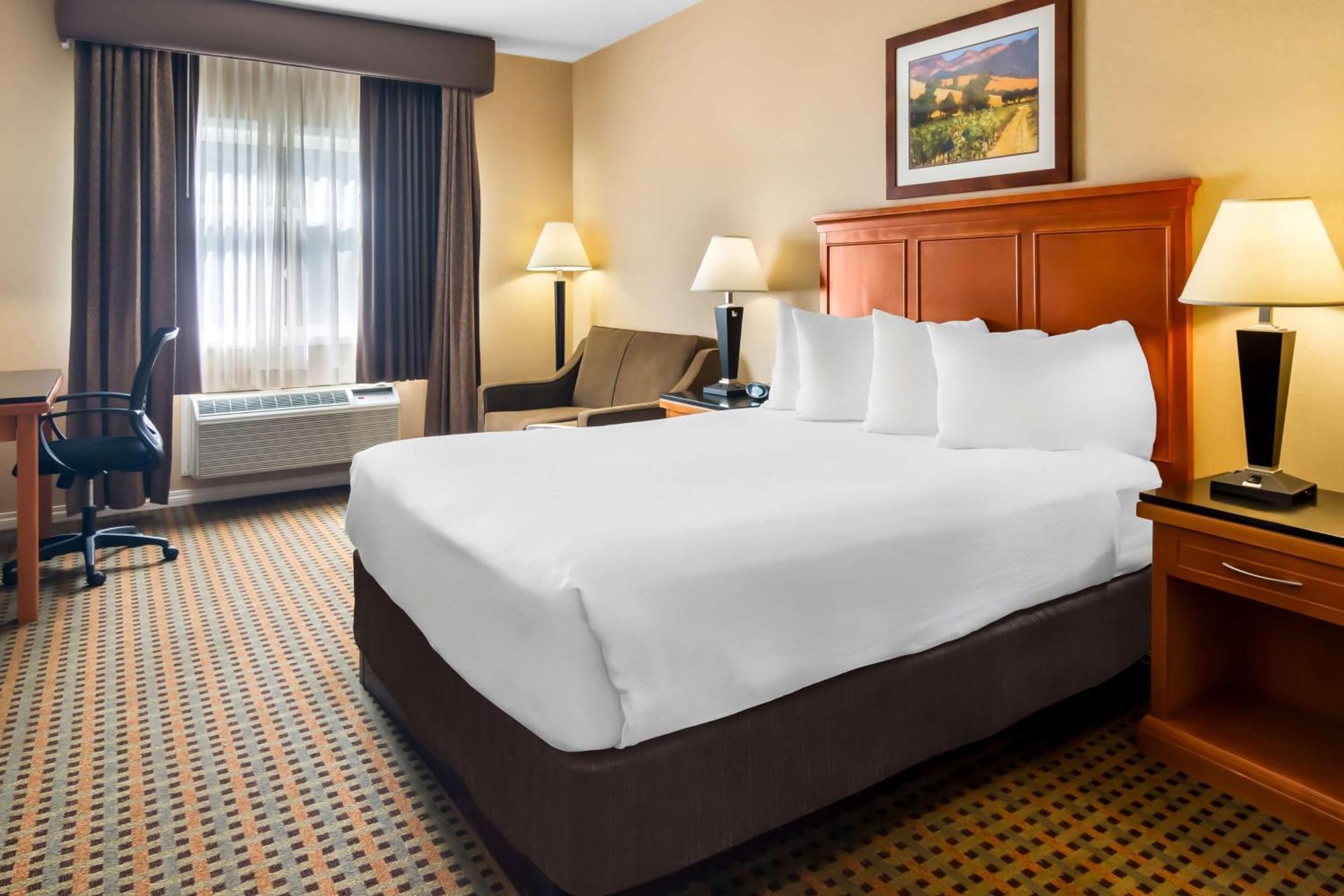 Best Western Plus Osoyoos Hotel & Suites Exterior foto