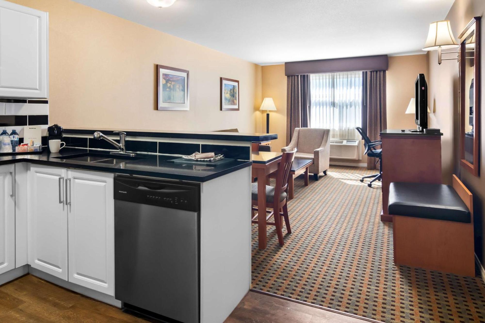 Best Western Plus Osoyoos Hotel & Suites Exterior foto